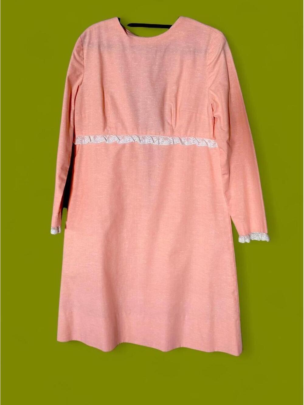 Vintage 1960s Unlabeled Pale Peach, Cotton Blend Dress